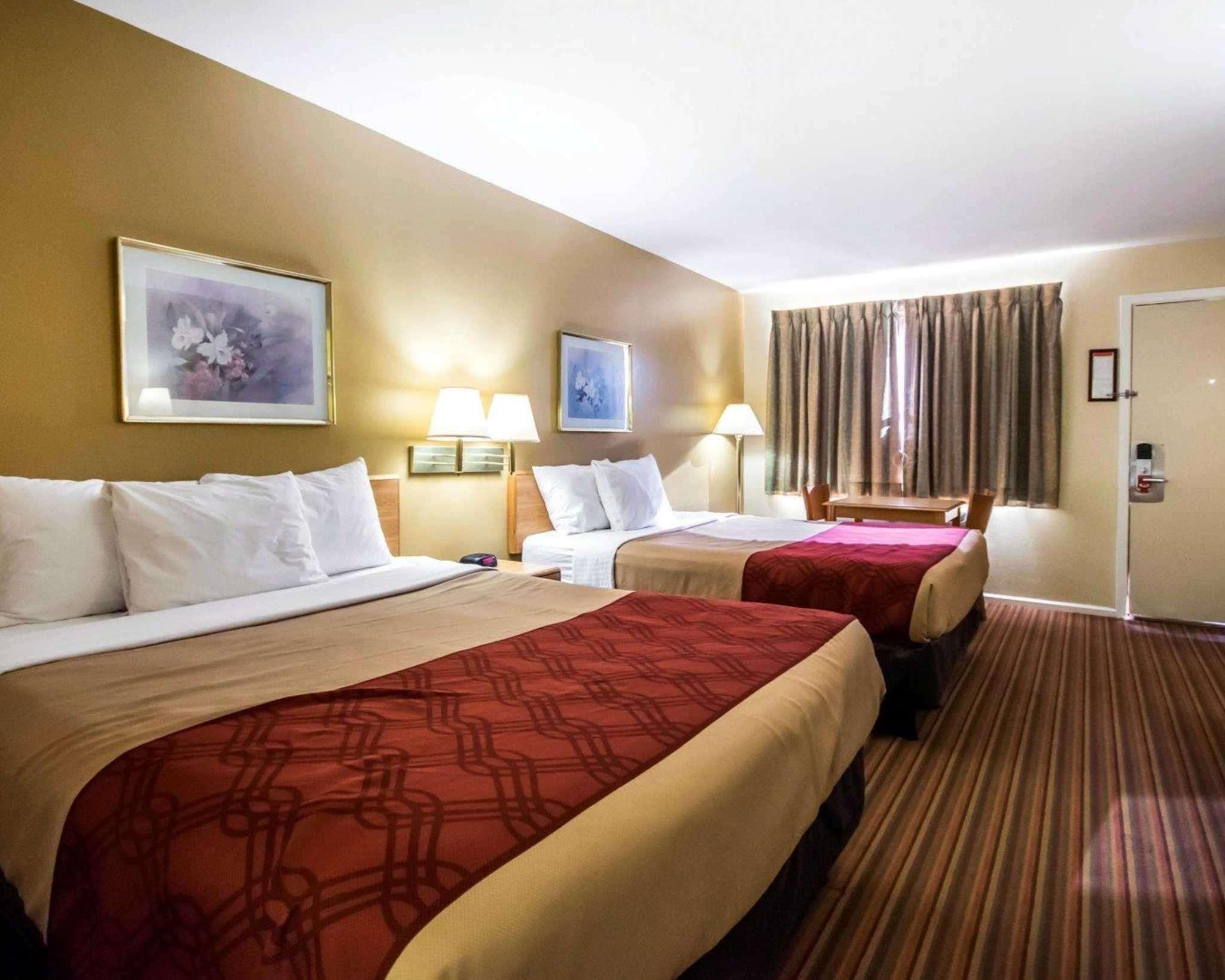 Econo Lodge Erlanger - Cincinnati Airport Екстериор снимка