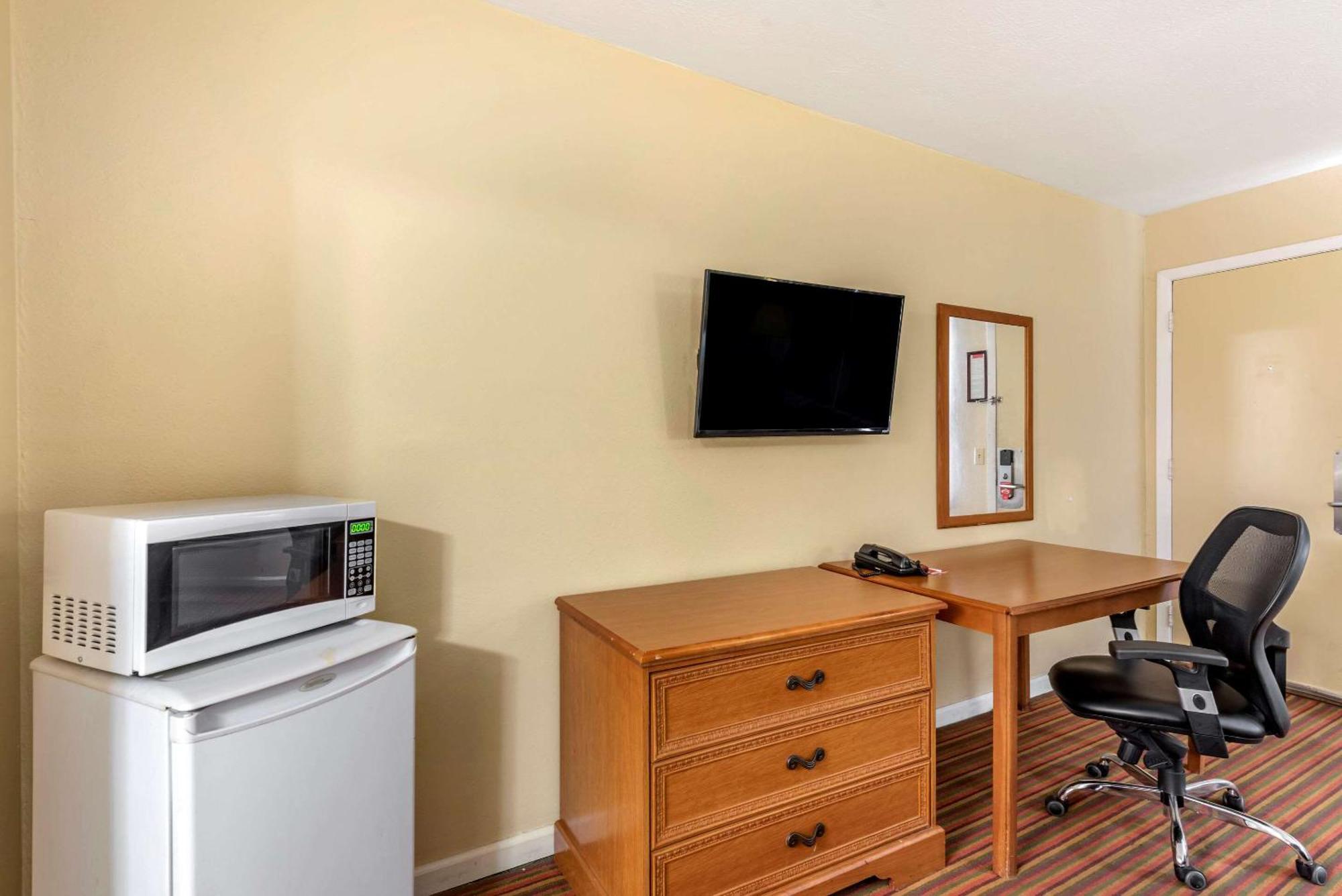 Econo Lodge Erlanger - Cincinnati Airport Екстериор снимка
