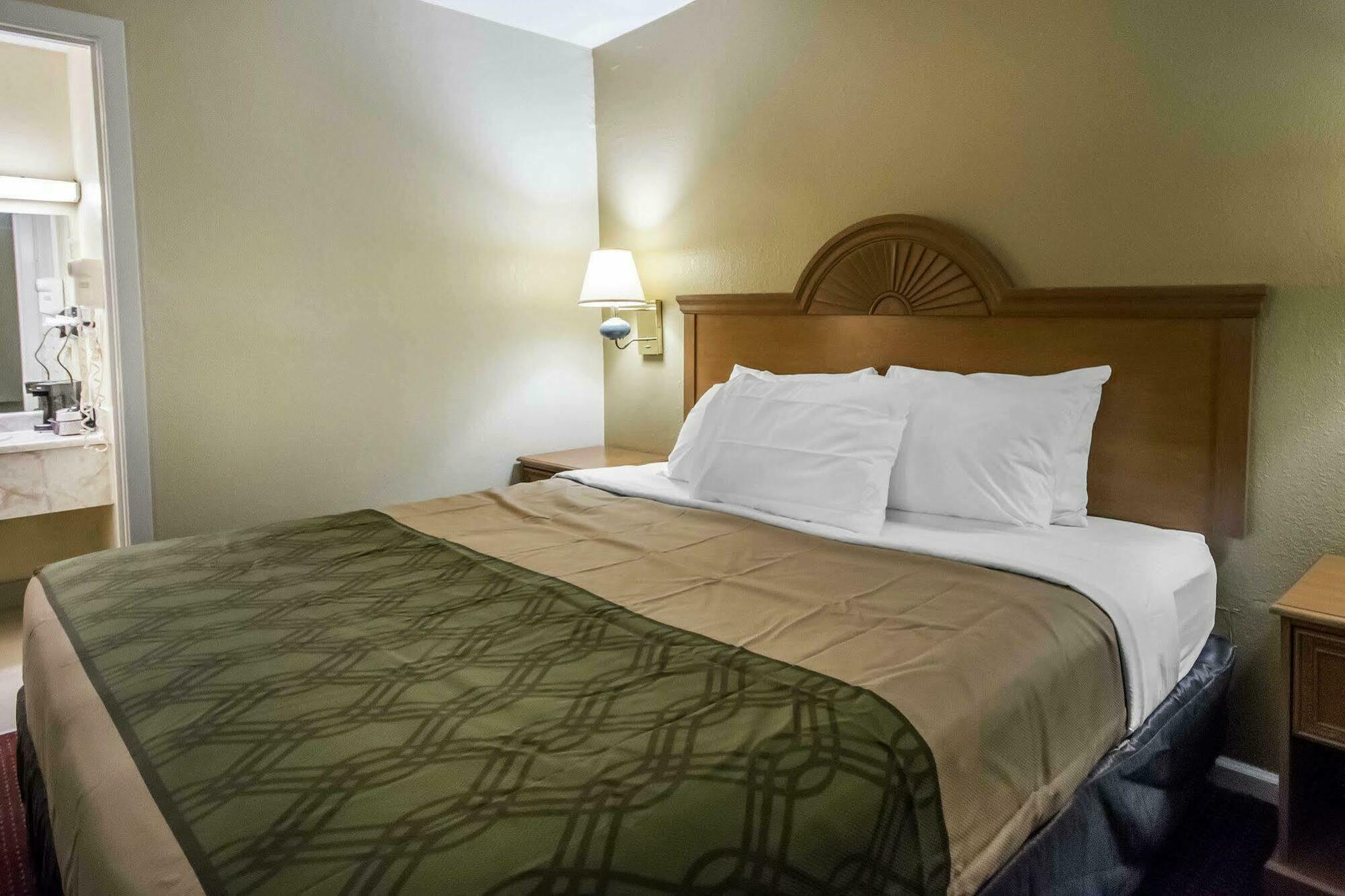 Econo Lodge Erlanger - Cincinnati Airport Екстериор снимка