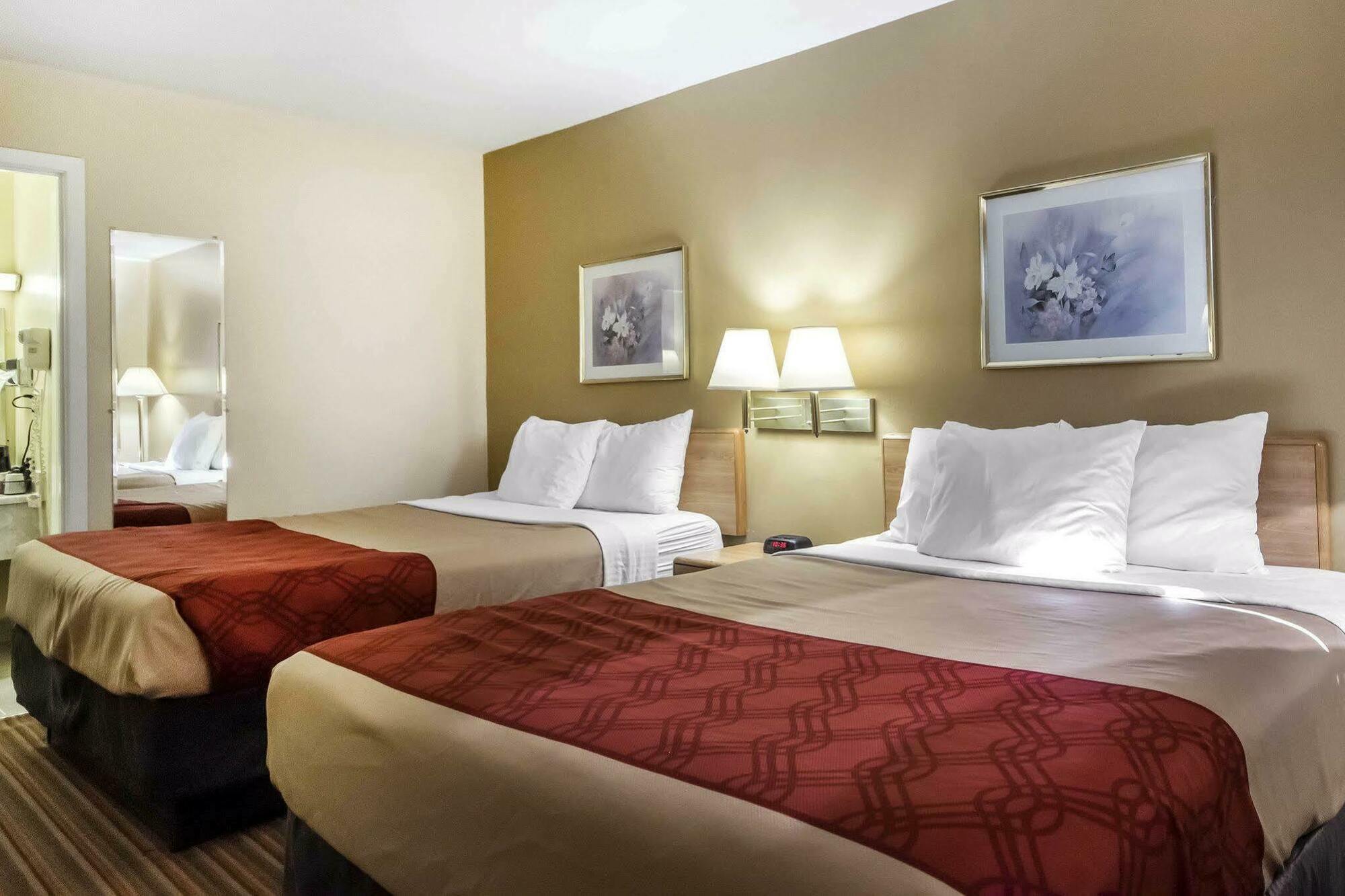 Econo Lodge Erlanger - Cincinnati Airport Екстериор снимка