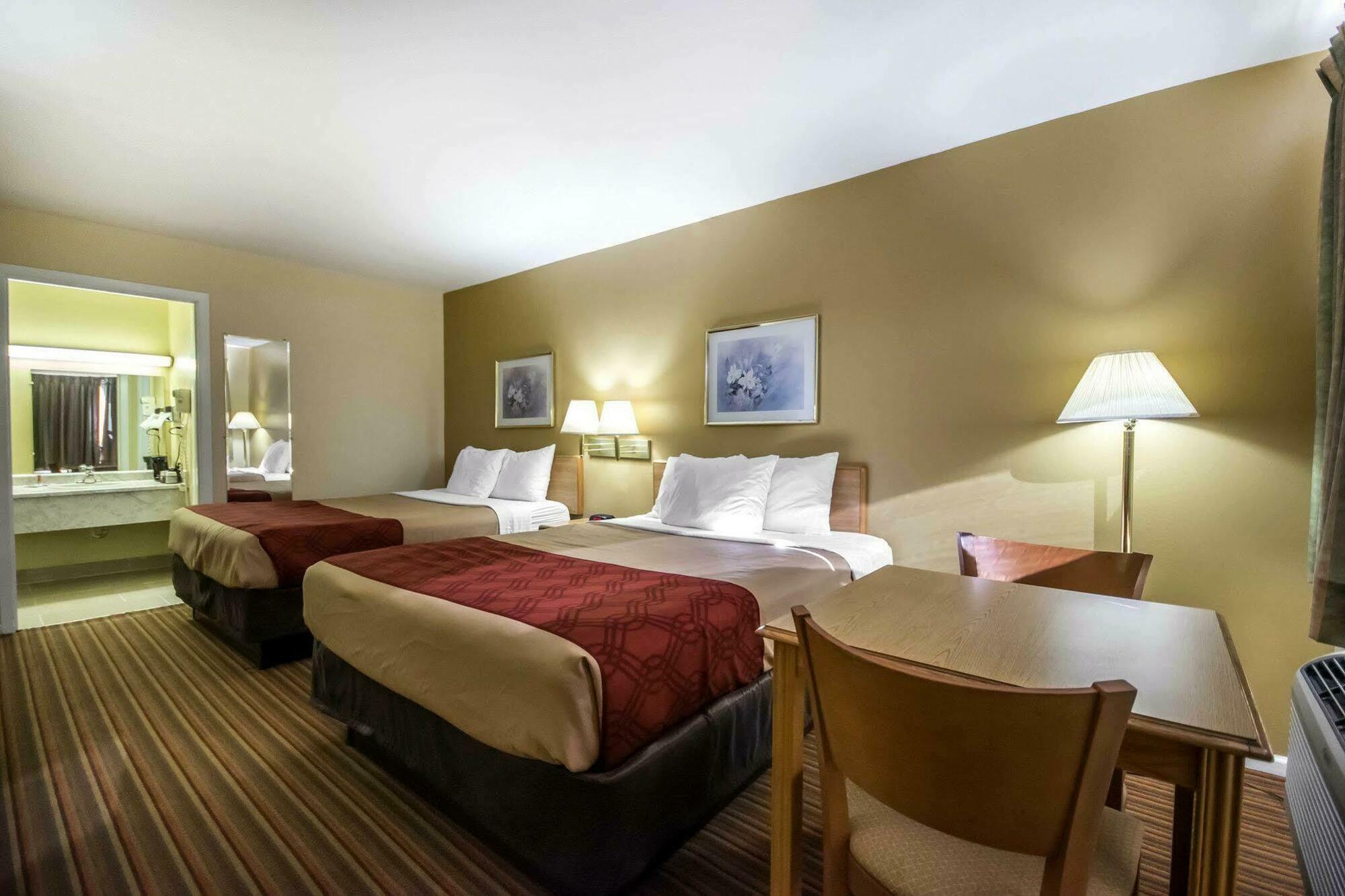 Econo Lodge Erlanger - Cincinnati Airport Екстериор снимка